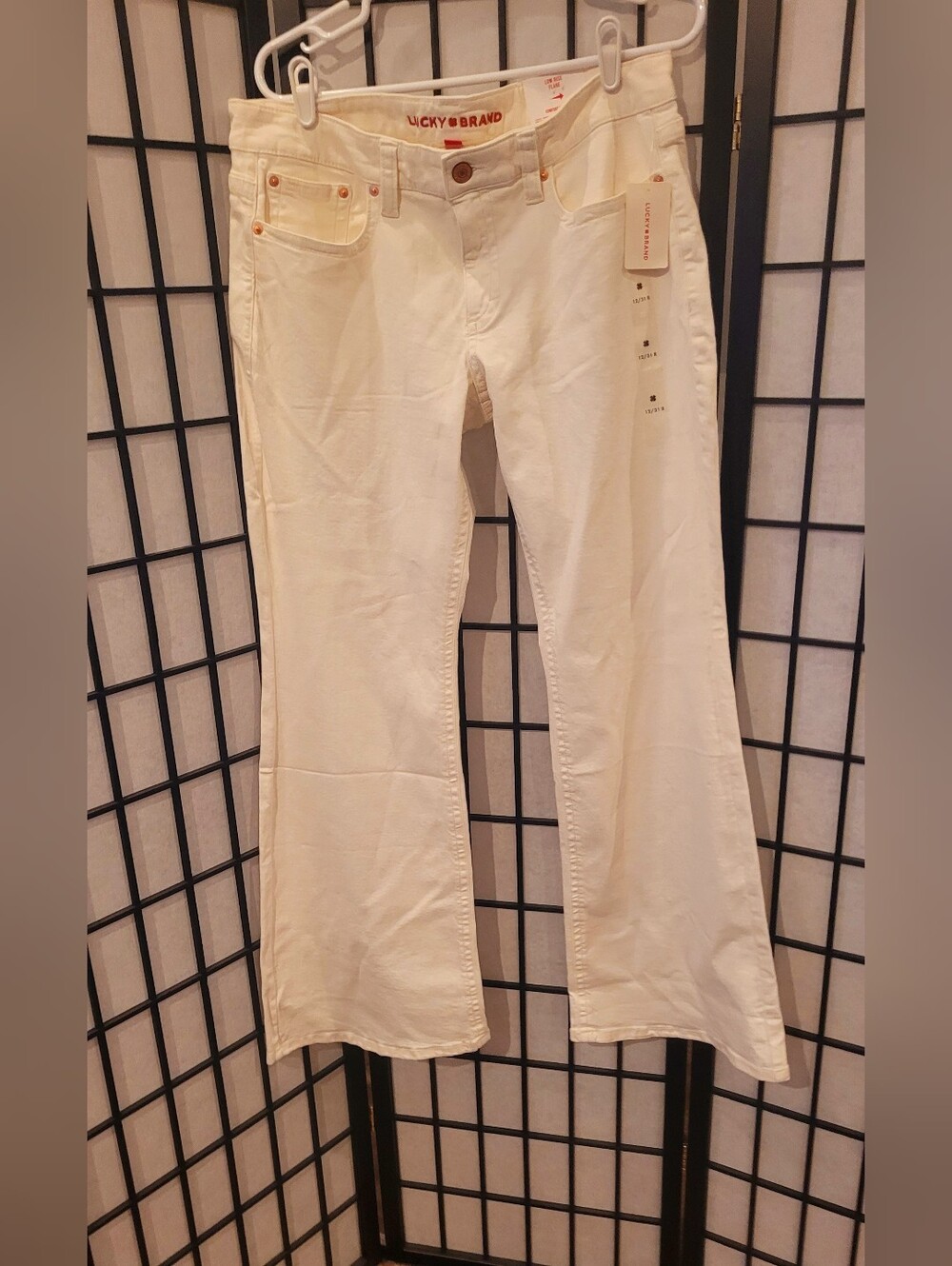 Lucky Brand Low Rise Flare 12/31